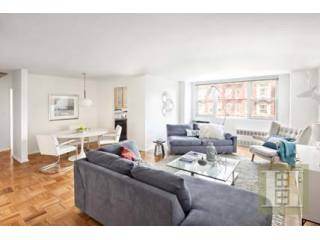 2 bedroom Apartment For Sale: 61 JANE..