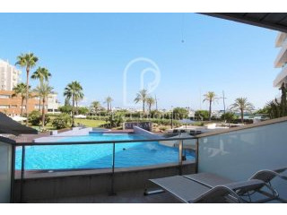 Nice apartment of 96 m2 located on the..