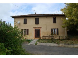 Farmhouse With Large Outbuilding..