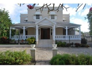 4 bedroom Property For Sale: Reed..