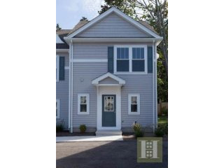 2 bedroom Apartment For Sale: 140 DUCK..