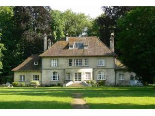 5 bedroom House For Sale: 02000 LAON
