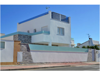 4 bedroom villas