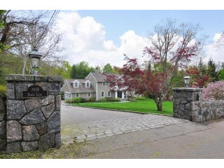 5 bedroom House For Sale: 4 Fargo Lane..