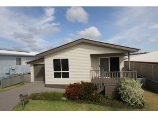 BARGAIN PRICED RETIREMENT - IPSWICH -..