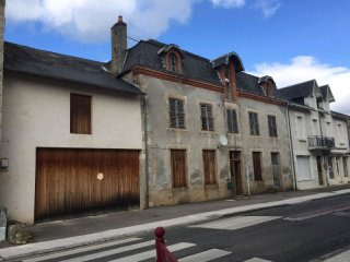 Chateauneuf La Foret
