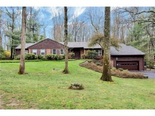 5 bedroom House For Sale: 69 MOUNTAIN..
