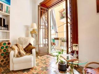 Lovely apartment with patio and garage..