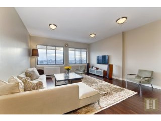 3 bedroom Apartment For Sale: 1610..