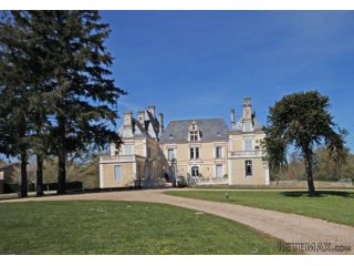 Les Forges (79) Luxury 1 bedroom apartment in a chateau with..