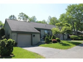 2 bedroom House For Sale: 457 Heritage..