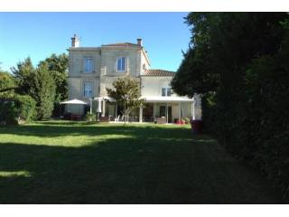 4 bedroom Town House For Sale: 33000..