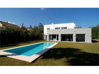 5 bedroom Detached Villa For Sale:..