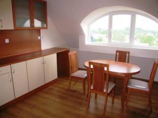 Very attractive price! Cozy top floor..