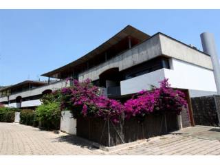 6 bedroom Terraced House For Sale:..