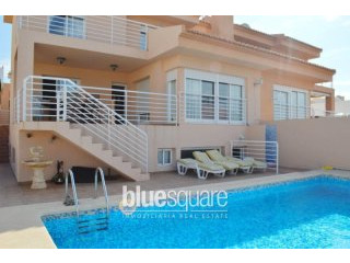 Semi-detached villa with panoramic views