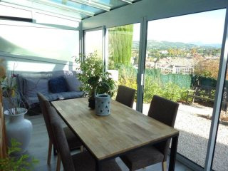 2 Bed Ground Floor Apartment For Sale..