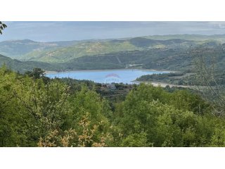 Pazin - Okolica, predivno zemljište sa pogledom na Butonigu