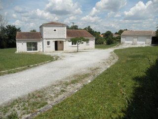 Detached Villa with Outbuilding