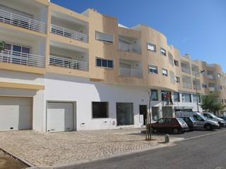 2 Bedroom apartment with underground..