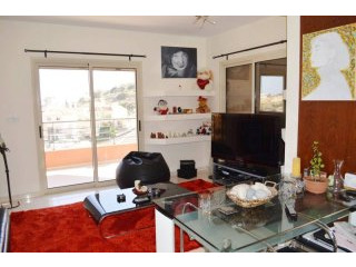 Two bedroom flat with sea view in..