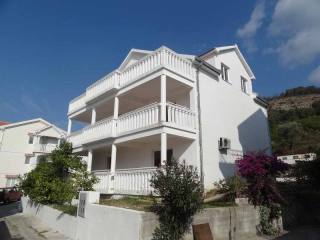 Apartment in Tivat