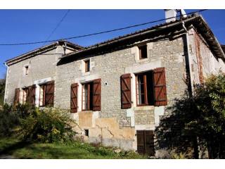 Character Stone House In Country Setting