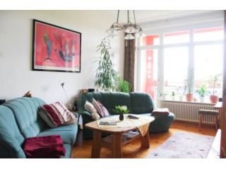 Beautifully Renovated 3 Bedroom..