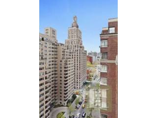 2 bedroom Apartment For Sale: 24 FIFTH..