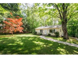 3 bedroom Residence For Sale: Millwood..