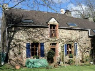 Delightful Character Cottage