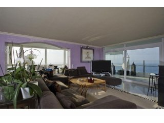 Middle Floor Apartment