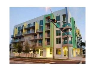 1 bedroom Flat For Sale: 3001 SW 27 AV..