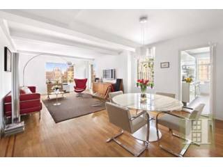 2 bedroom Apartment For Sale: 320..