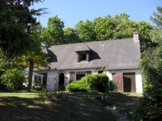 Detached 4 bedroomed traditional house..