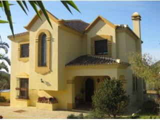 Villa for sale in Marbella Alta..