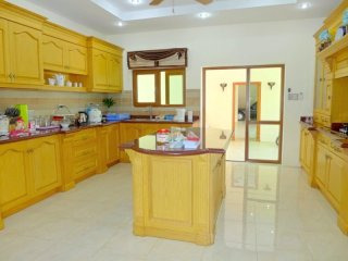 Tropical 4 plus bedroom pool estate on..