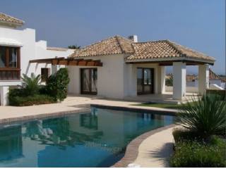 4 Bedrooms - Villa - Malaga - For Sale