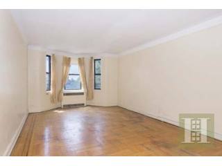1 bedroom Apartment For Sale: 645 EAST..