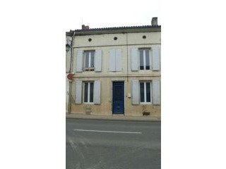 4 Bedrooms - Town House -..
