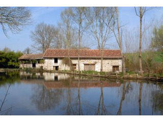 Omg. Aubeterre - Brantôme (Noordkant..