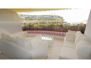 2 bedroom Apartment For Sale: Marina..