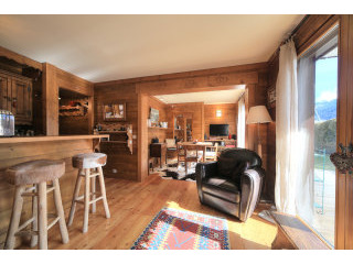 A beautiful 2 bed apartment, located on..