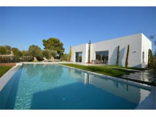 3 bedroom Villa For Sale: Villa..