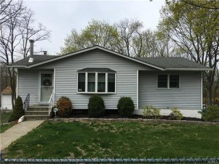 2 bedroom House For Sale: 5 Saw Mill..