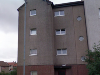 3 bedroom, Flat house for sale