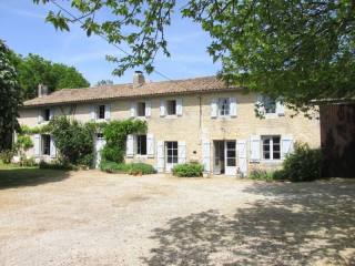 Stunning Renovated Stone Farmhouse With..