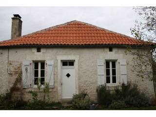 Charentais House With 5 Bedrooms And 2..