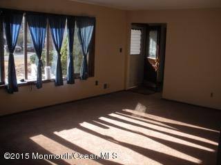 4 bedroom Flat For Sale: 165 Algonquin..