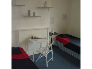 Big Twin Room Next To Waterloo Station!